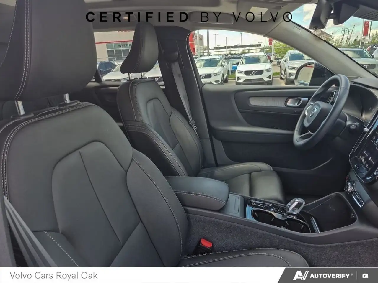 Volvo XC40 снимка Volvo XC40