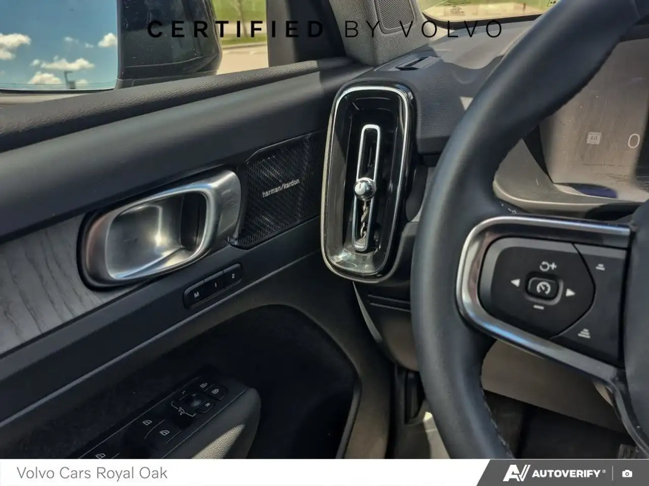 Volvo XC40 снимка Volvo XC40