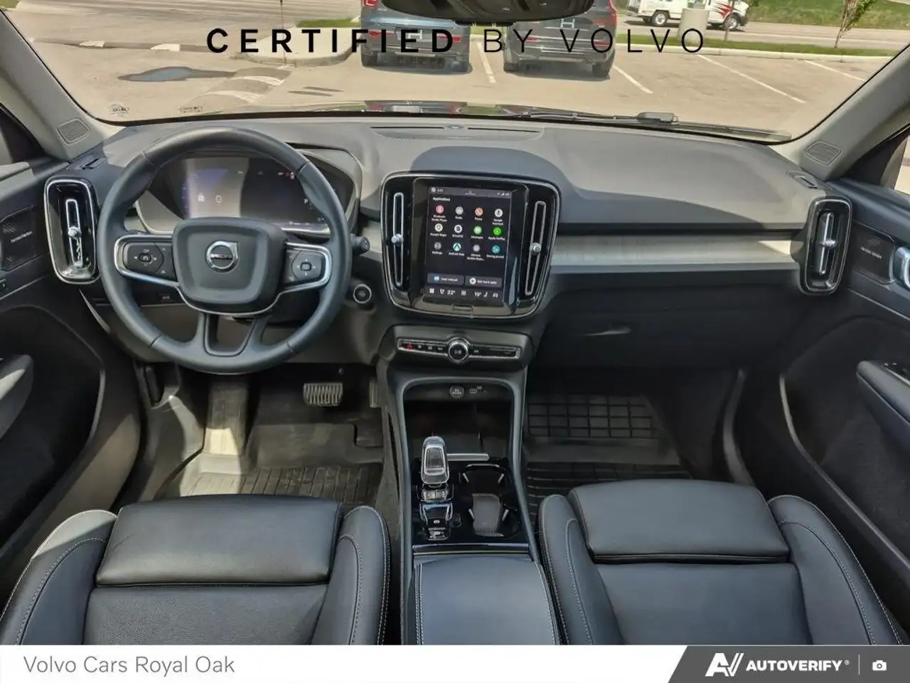 Volvo XC40 снимка Volvo XC40