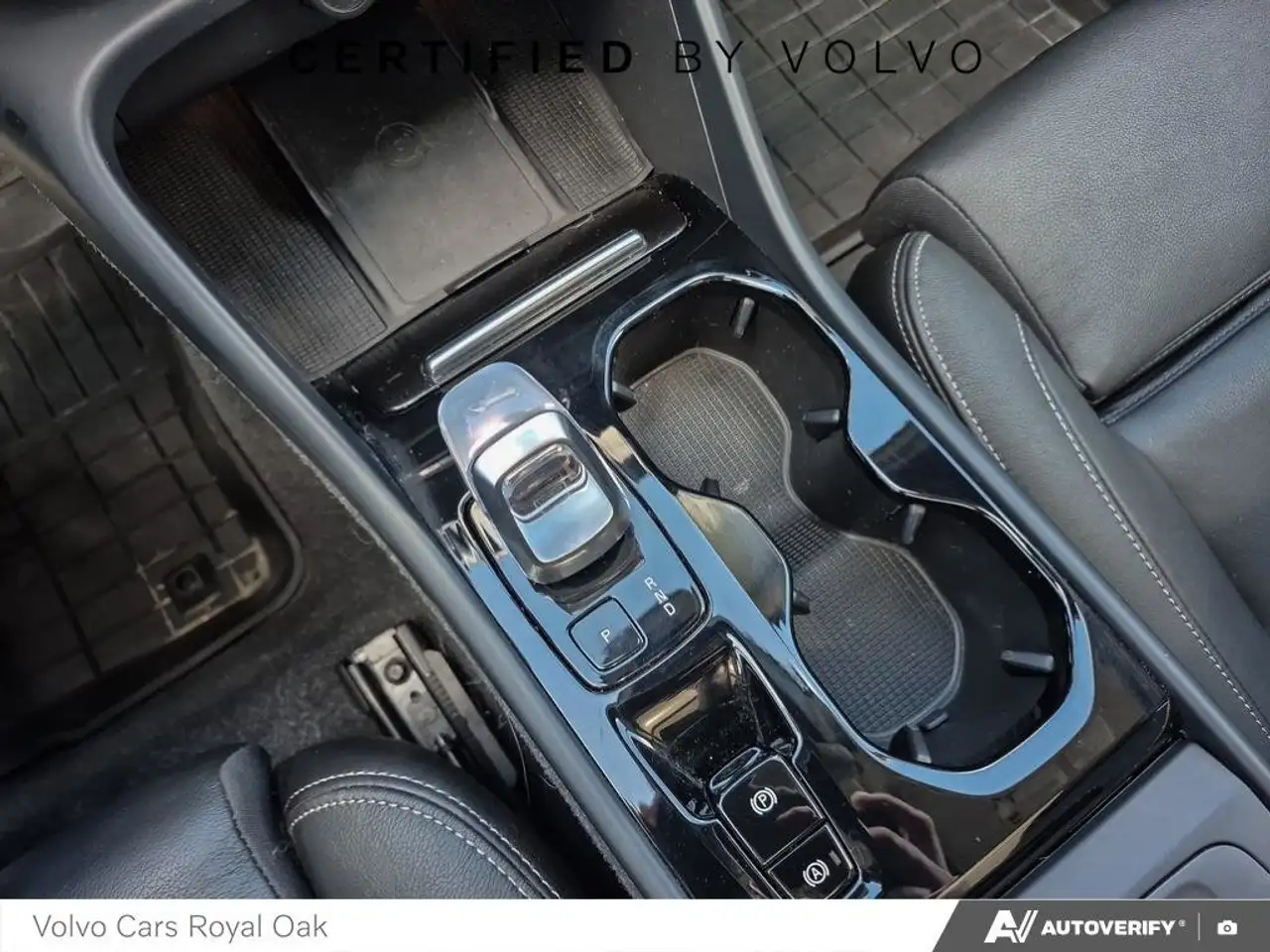 Volvo XC40 снимка Volvo XC40