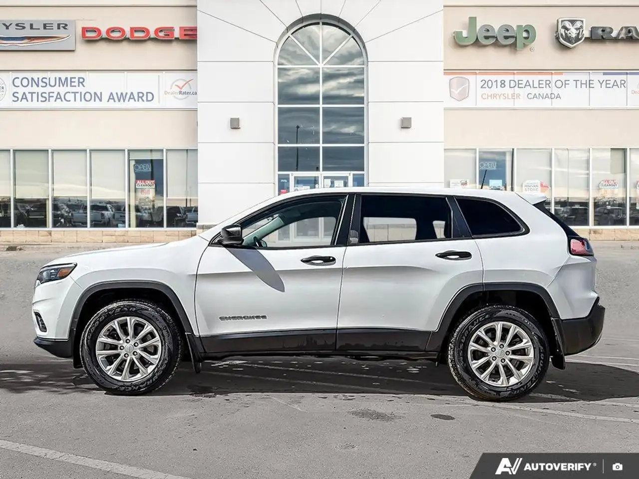 Jeep Cherokee photo Jeep Cherokee