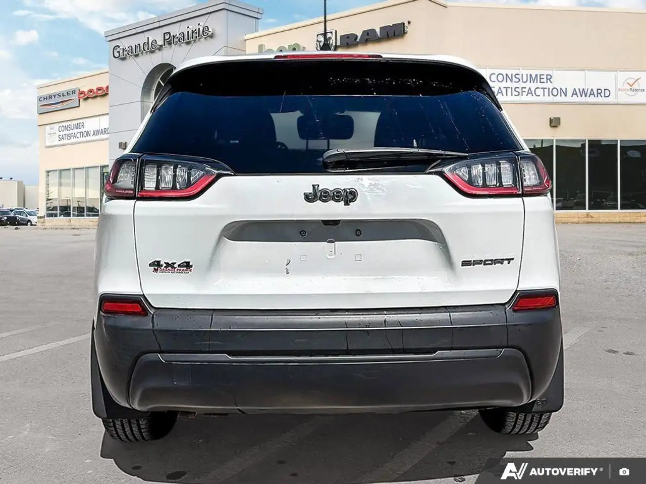 Jeep Cherokee photo Jeep Cherokee