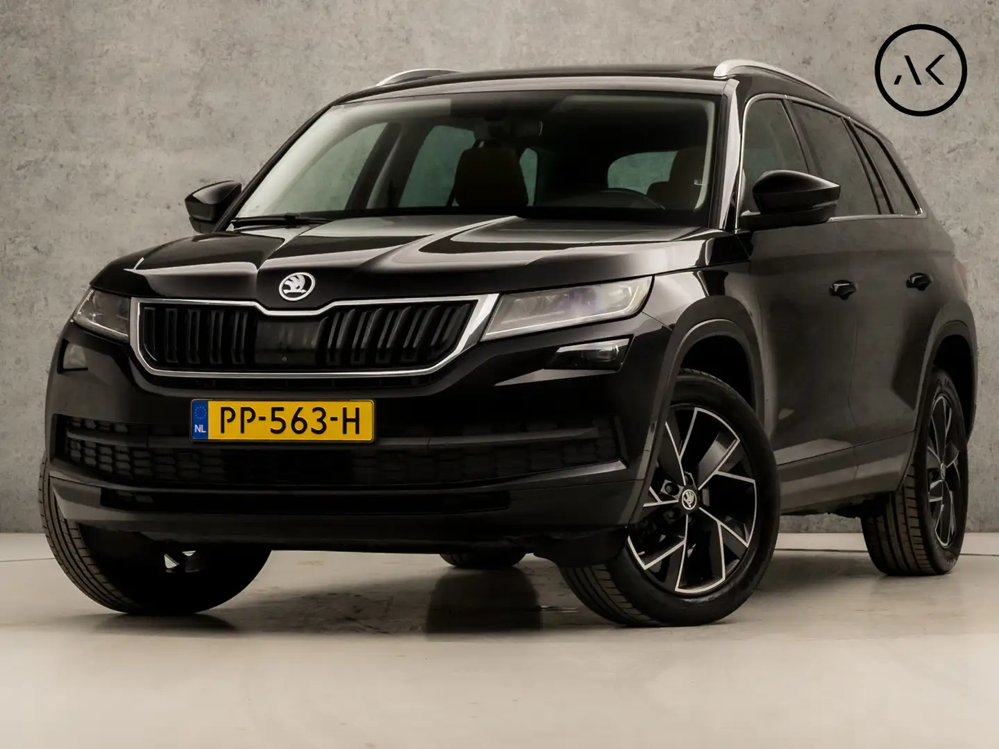 Skoda Kodiaq 1.4 TSI ACT Sport 150Pk Automaat (PANORAMADAK, APP Zwart - 1