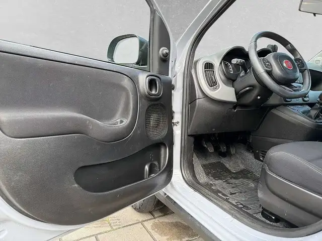 Fiat Panda view 5