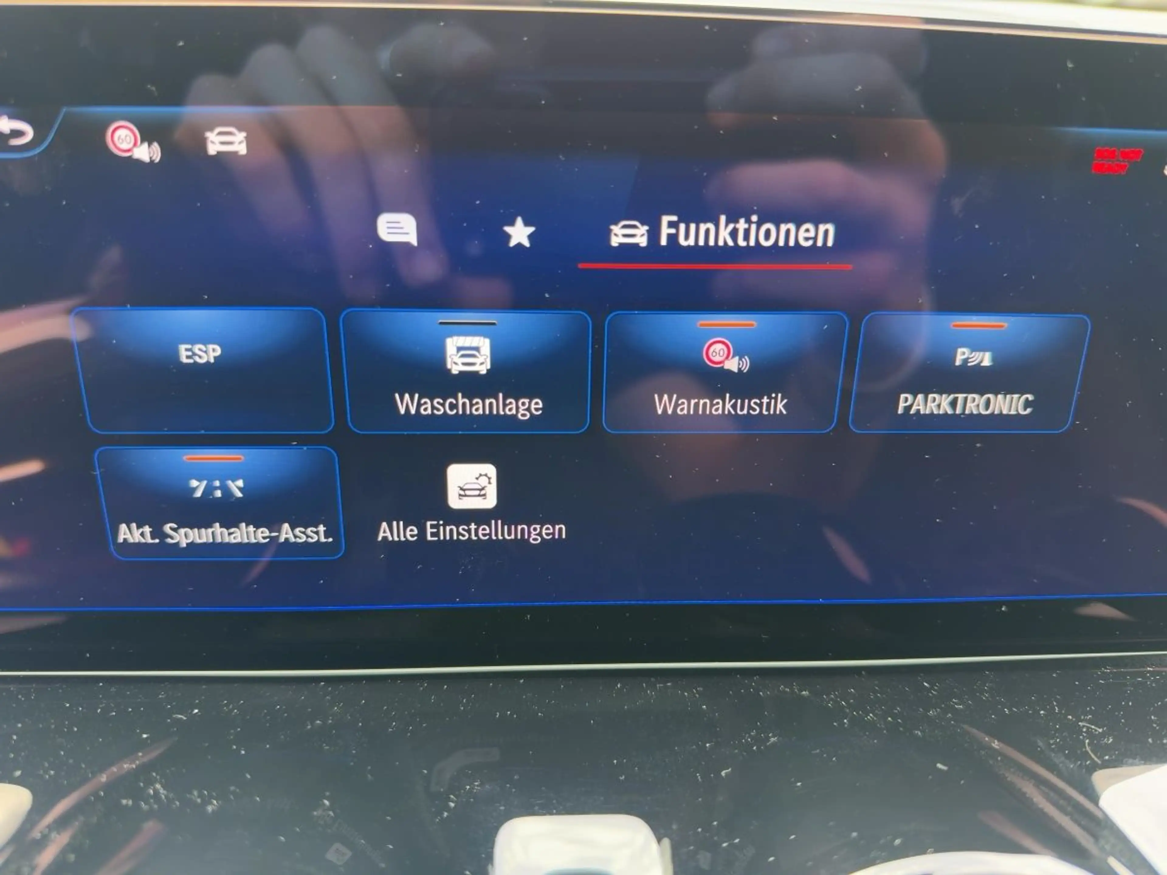 Mercedes-Benz EQB 350 4MATIC AMG Line KeyGo PTS Shz LED Ambi — photo 6
