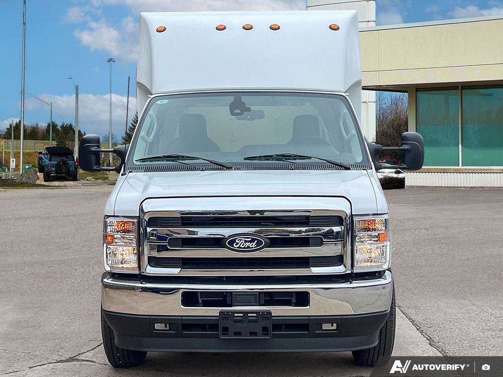 2027 Ford E-450
