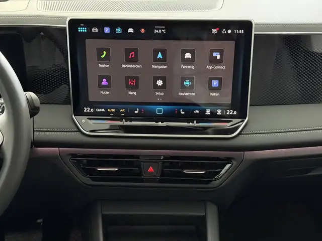 Volkswagen Tiguan view 11