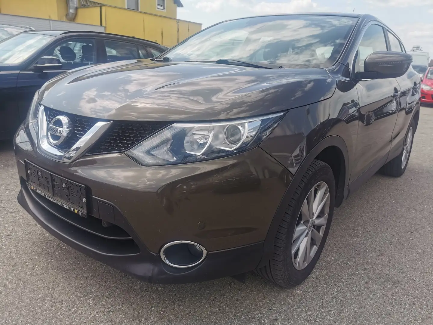 Nissan Qashqai Acenta Braun - 1