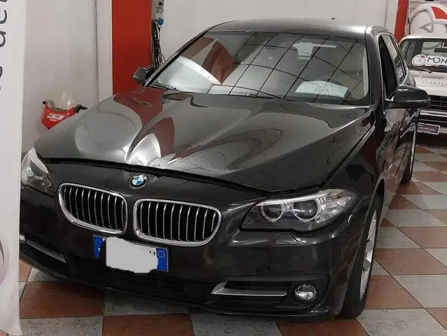 BMW 525