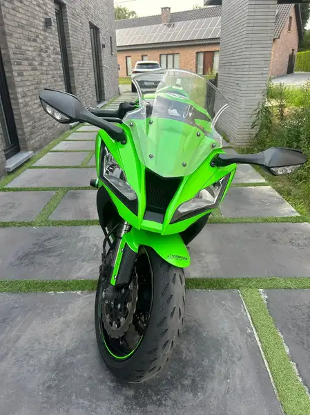 Kawasaki Ninja ZX-10R - foto 2