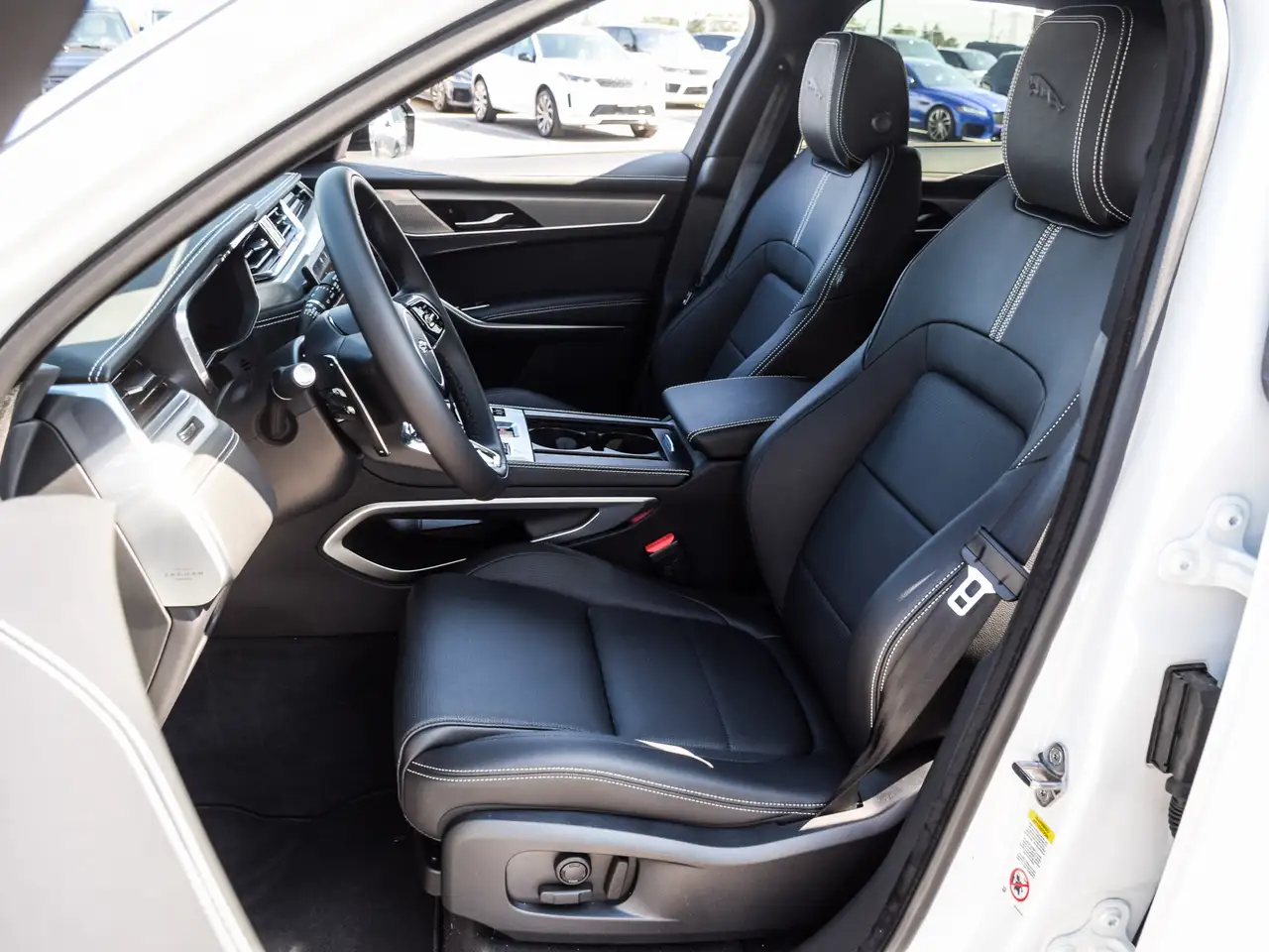 Jaguar F-Pace снимка Jaguar F-Pace