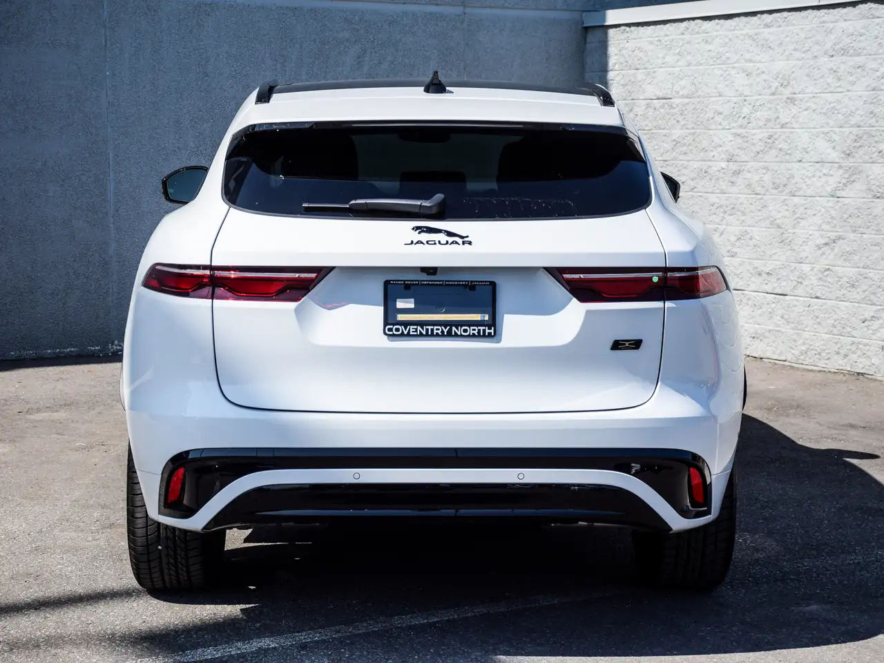 Jaguar F-Pace снимка Jaguar F-Pace