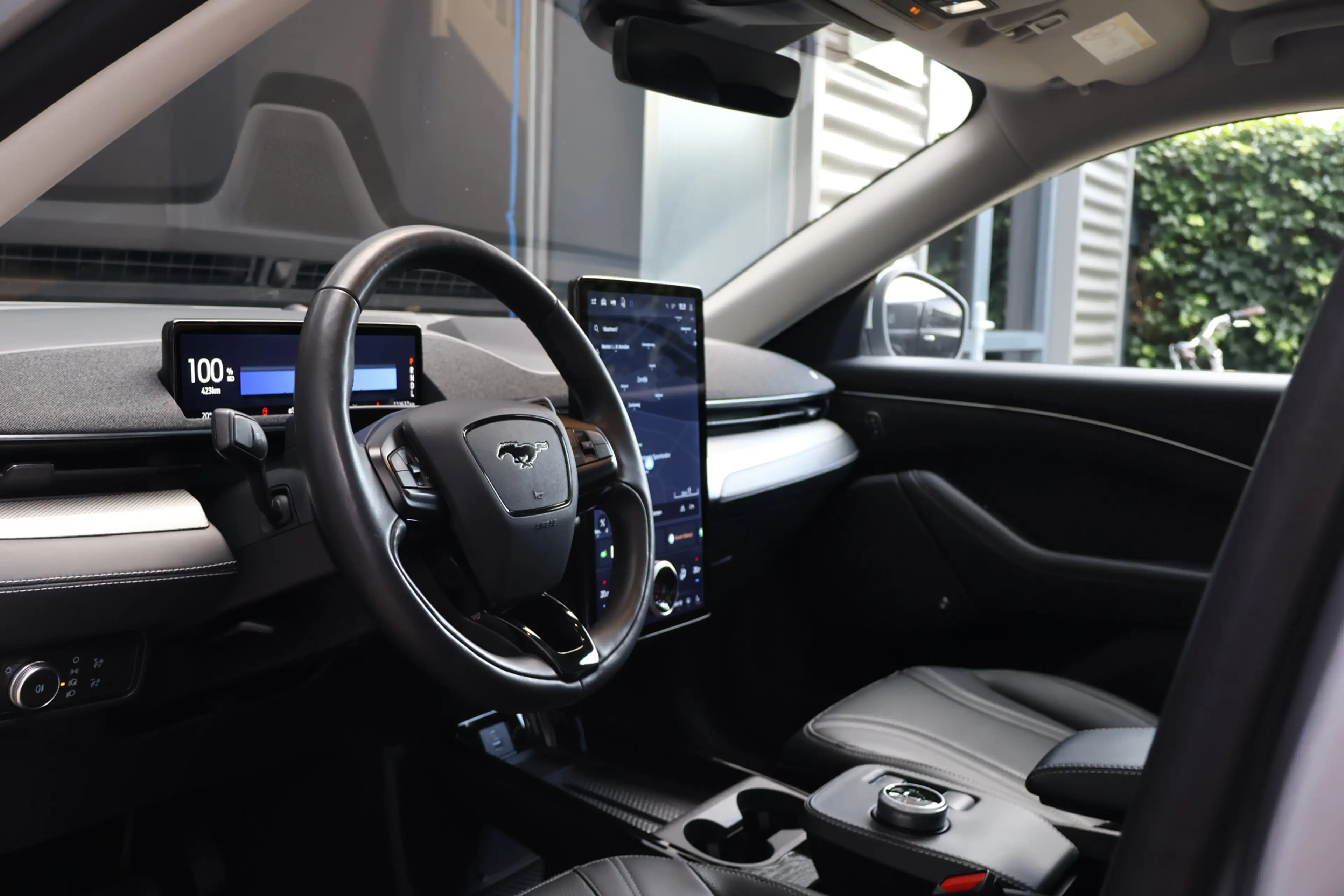 Ford Mustang Mach-E RWD 75 kWh 93% soh! | Technology Plus Pakket | Tre — photo 3