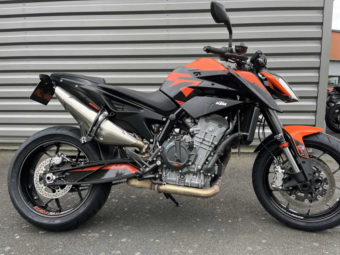 KTM 890 Duke - 2