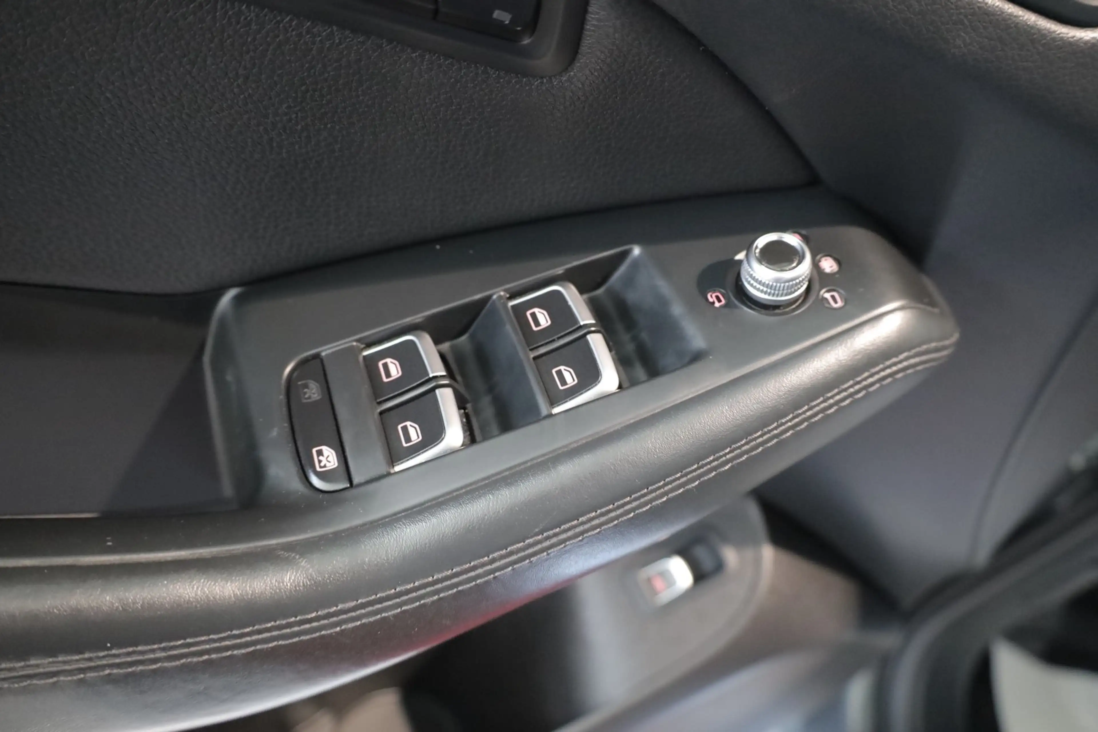 Audi SQ5 3.0 TDI competition quattro *PANO/STANDHEIZ.* — photo 10