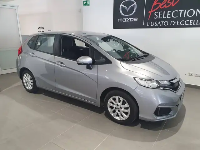 Honda Jazz Jazz III 2018 1.3 Comfort Navi Adas