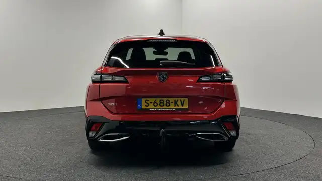 Peugeot 308 view 7