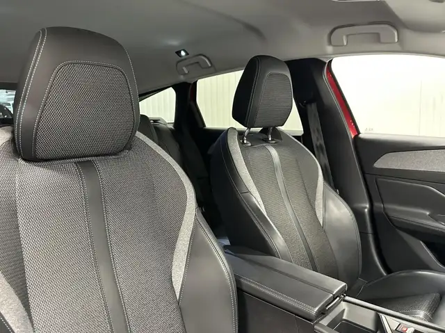 Peugeot 308 view 14