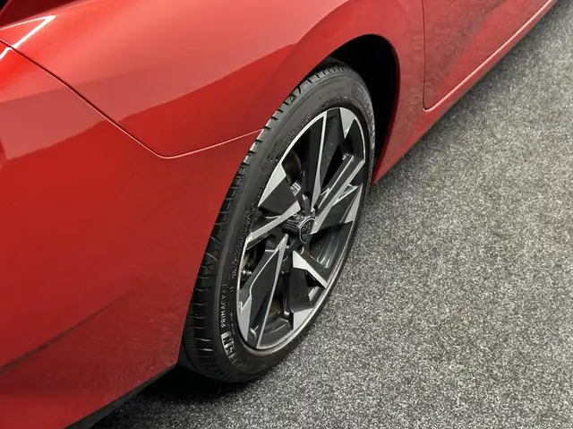 Peugeot 308 view 12