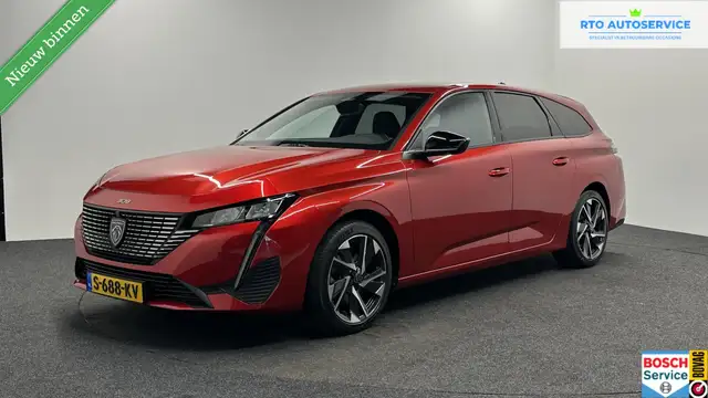 2023 Peugeot 308 in Red for sale