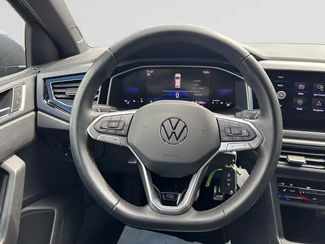 Volkswagen Polo view 12