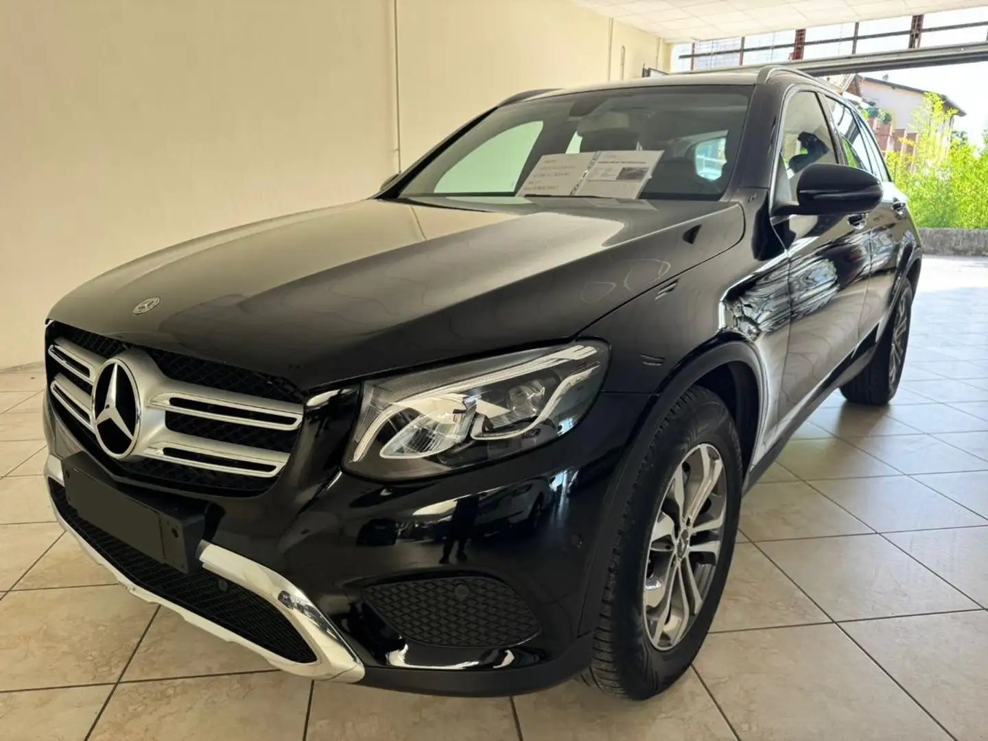 Mercedes-Benz GLC 220 d 4Matic Premium Noir - 1
