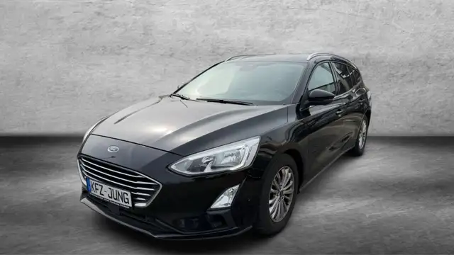 Ford Focus view 4