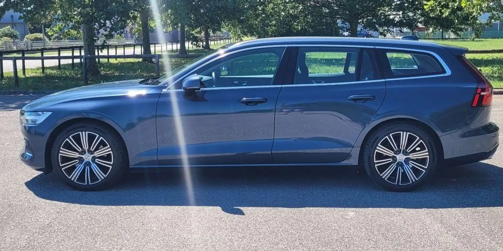 Volvo V60 2.0 d4 Inscription geartronic - 1