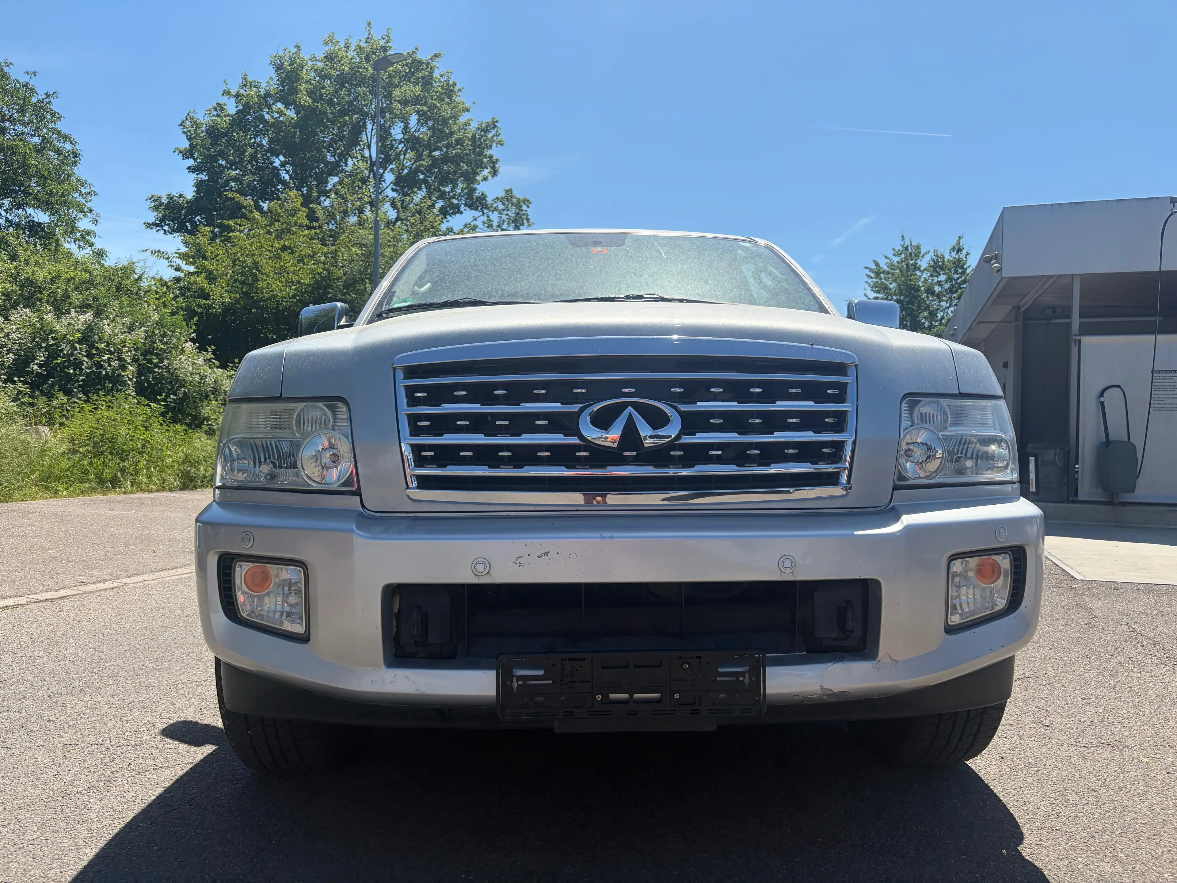 Infiniti QX56 Infinity QX56 Allrad* 8-Sitzer*1.Hand*
