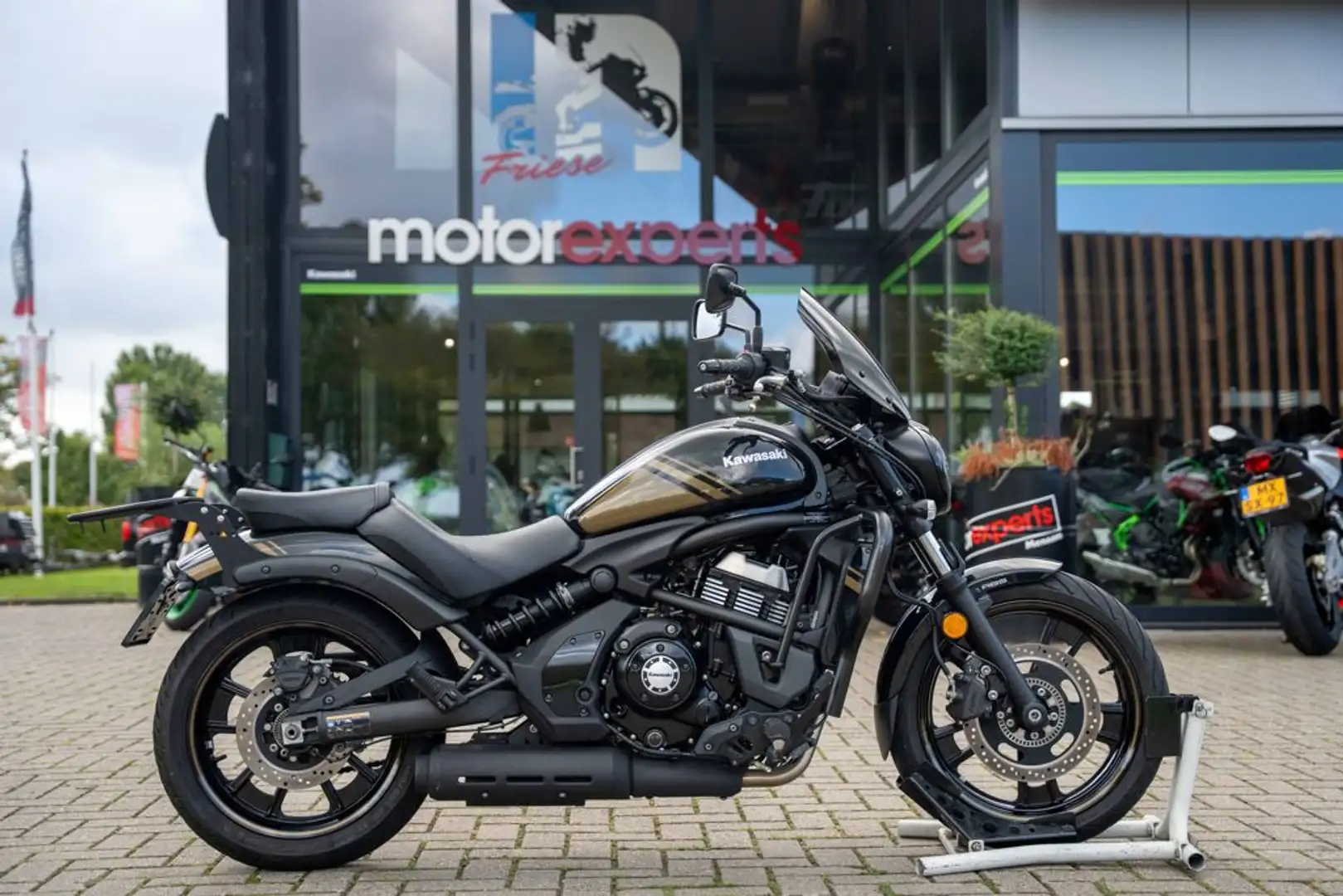 Kawasaki Vulcan S - 1