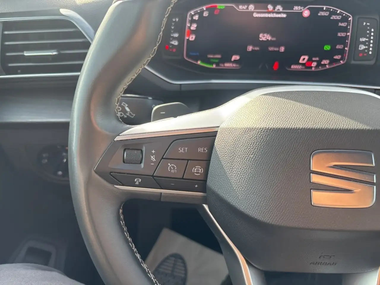 SEAT Tarraco 1.4 TSI e-HYBRID XCELLENCE ZWENK.TREKHAAK/ACC/CAME, миниатюра 17