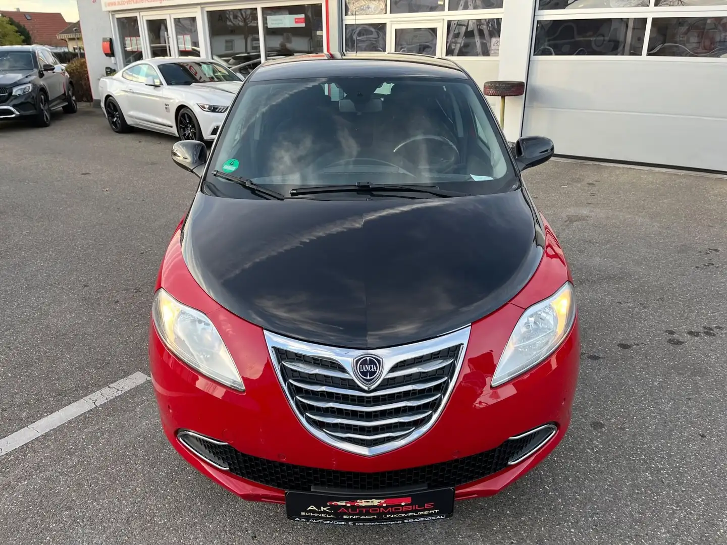 Lancia Ypsilon Gold*AUTOMATIK*KLIMA*TEMPOMAT*PDC* Rot - 2