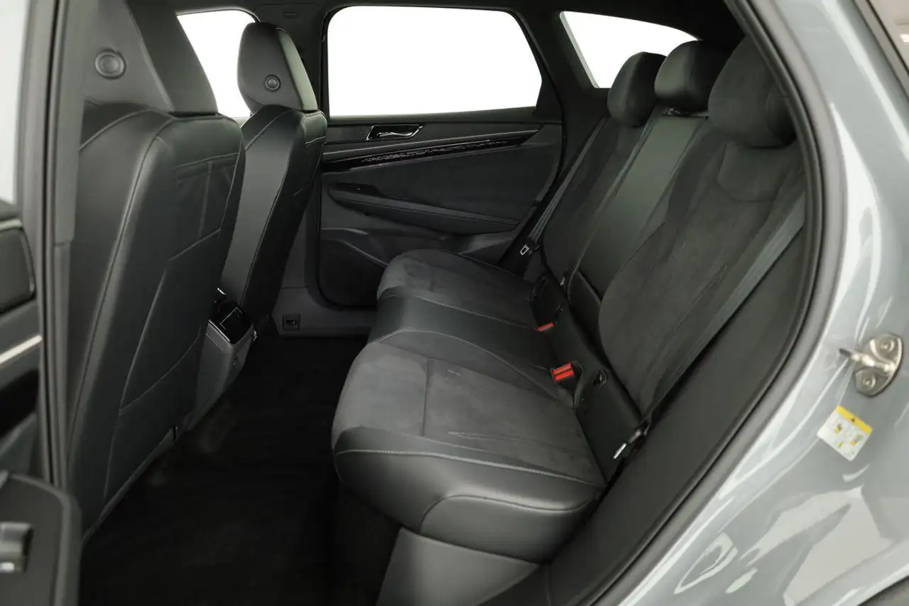 Volkswagen ID.7 Tourer Pro S Black Style, IQ.Light, HuD, AreaView, 12