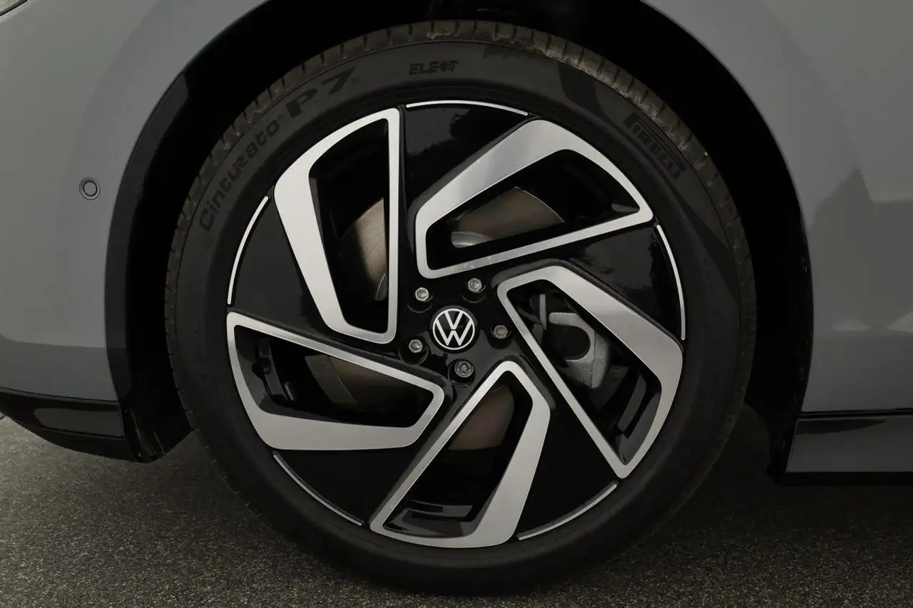 Volkswagen ID.7 Tourer Pro S Black Style, IQ.Light, HuD, AreaView, 15