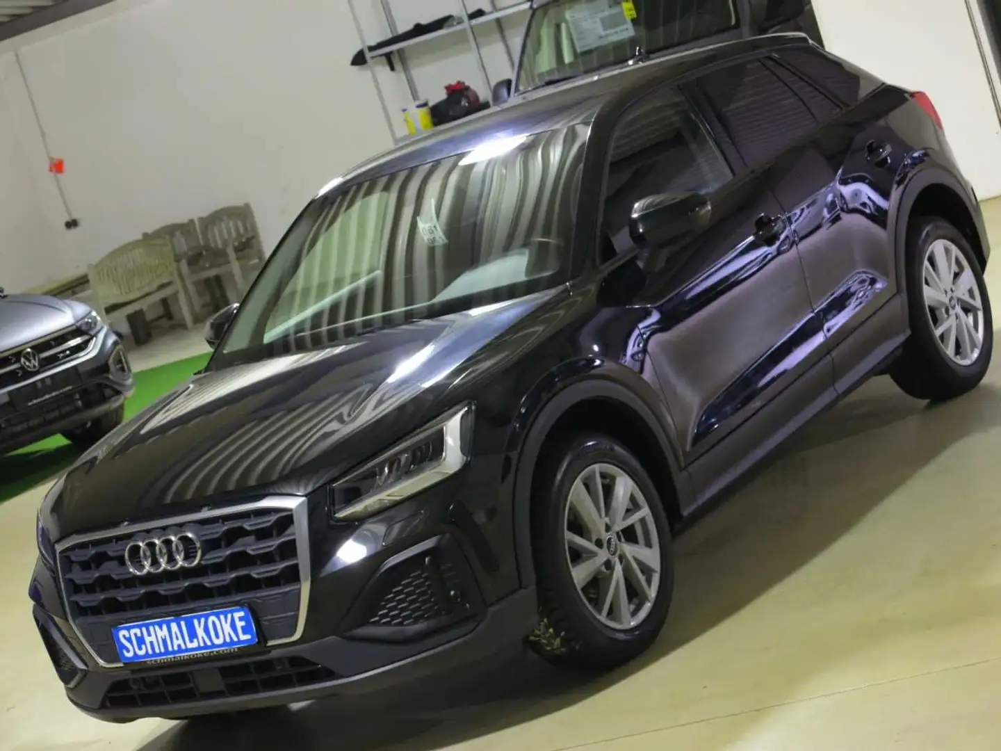 Audi Q2 35 TFSI 1.5 S tronic Navi DAB LM17 Schwarz - 2
