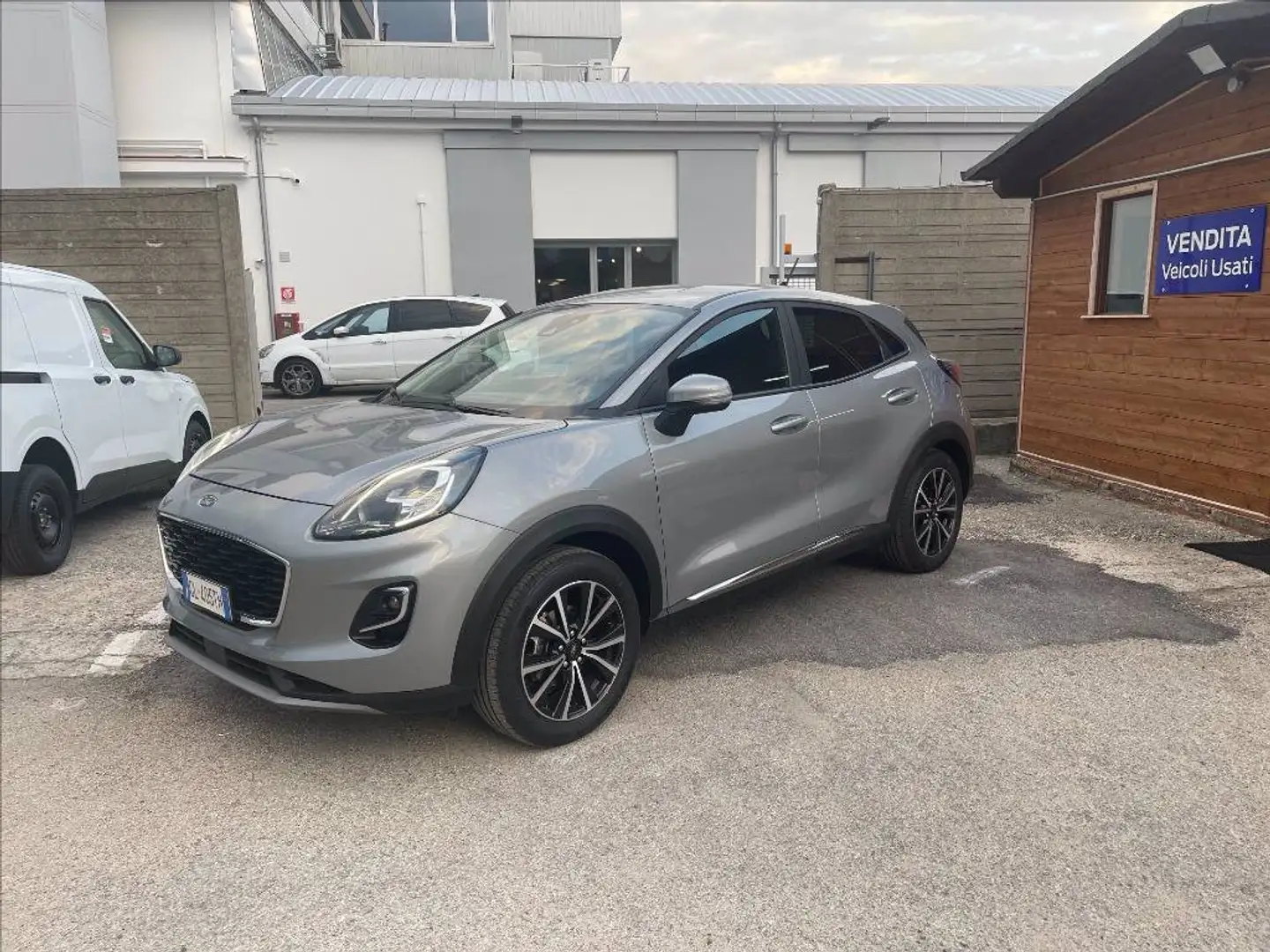 Ford Puma 1.0 ecoboost h Titanium Design s&s 125cv Gris - 1