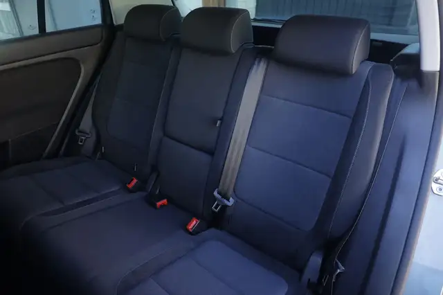 Volkswagen Golf Plus view 3