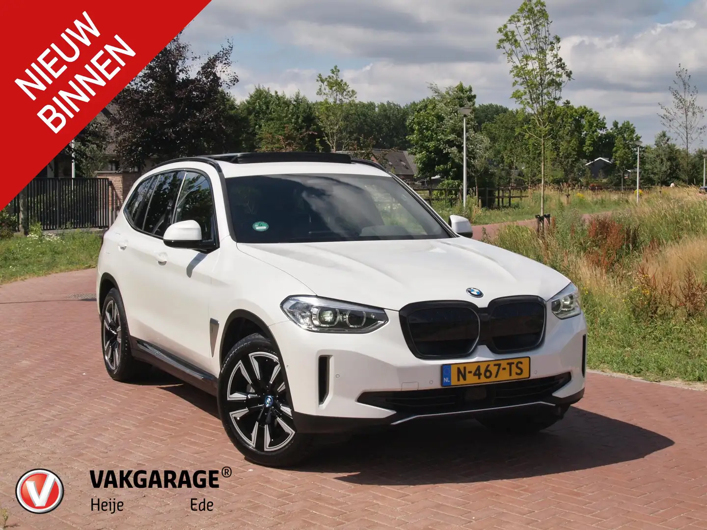 BMW iX3 Executive 80 kWh | Panoramadak | NL-Auto | Camera Wit - 1