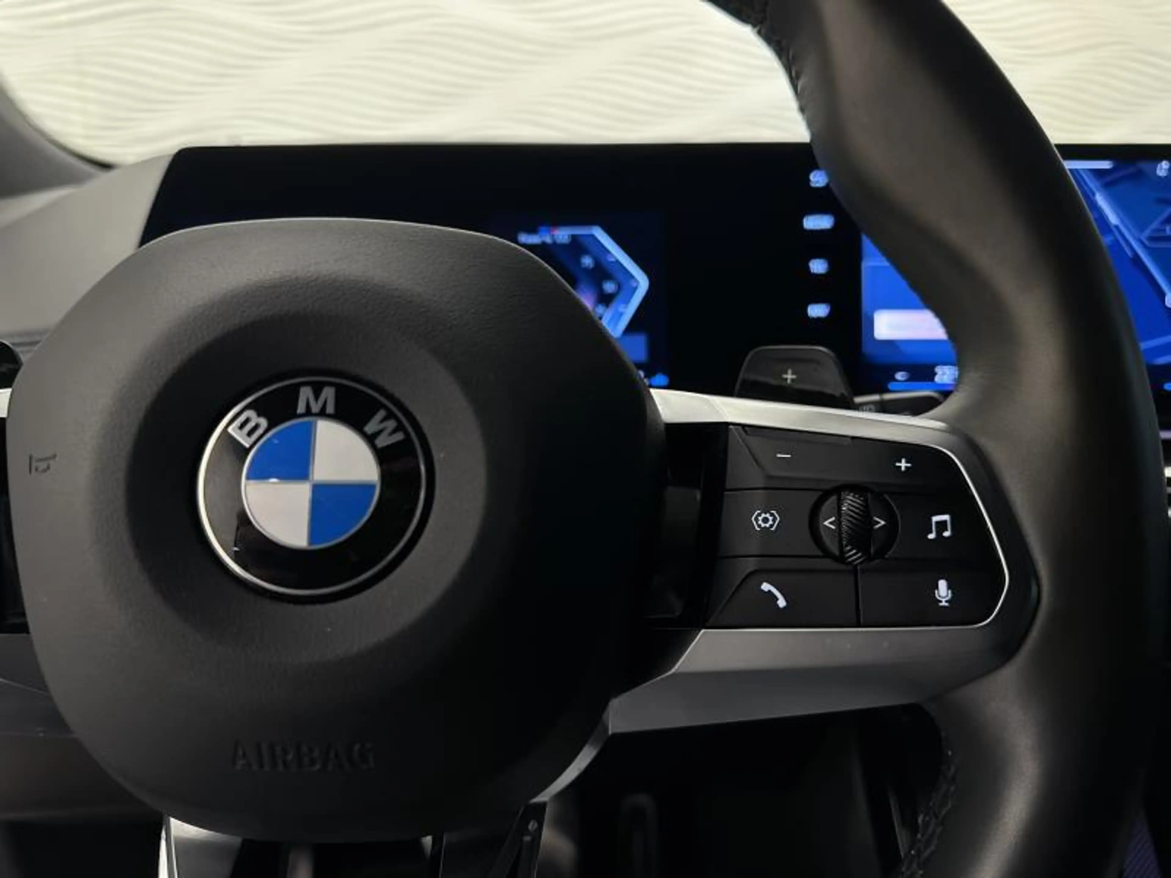 BMW 218 i*AUT*M-SPORT*CARPLAY*CAMERA*LED* — photo 21