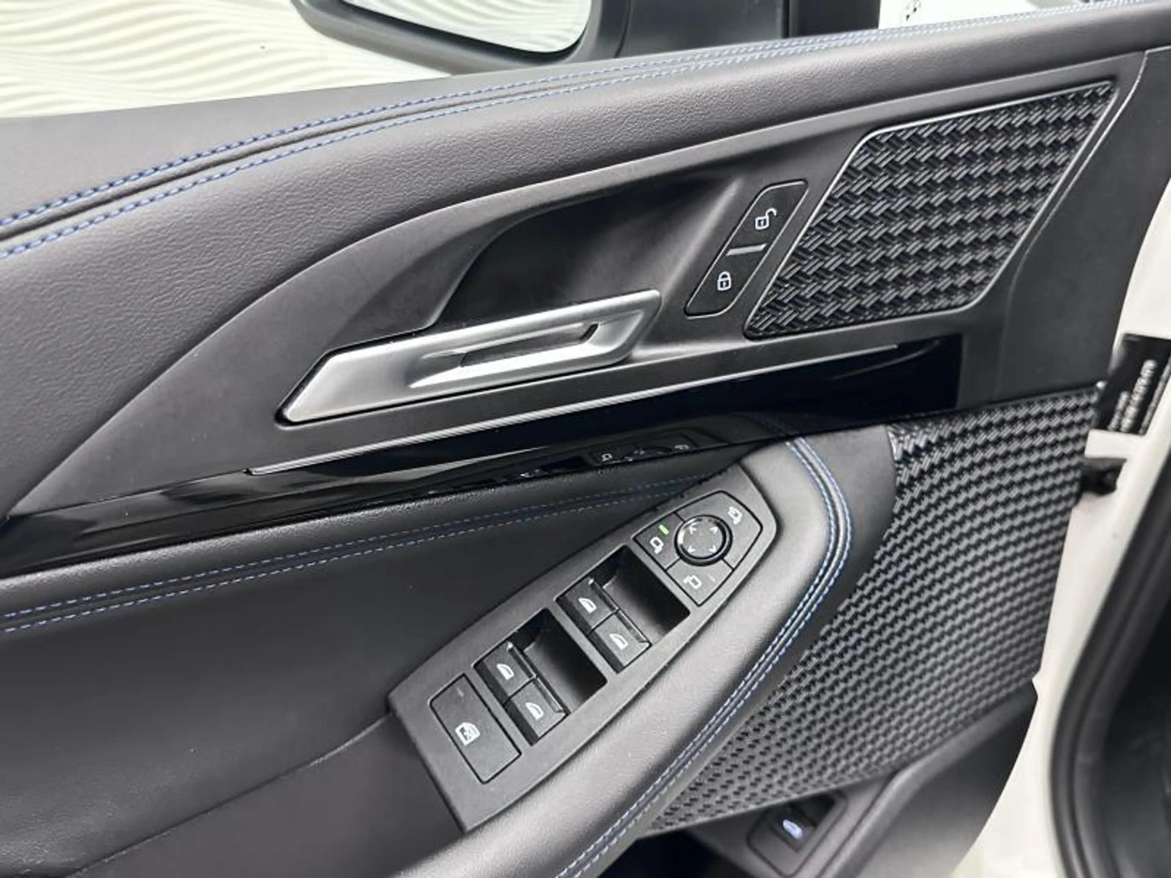 BMW 218 i*AUT*M-SPORT*CARPLAY*CAMERA*LED* — photo 16