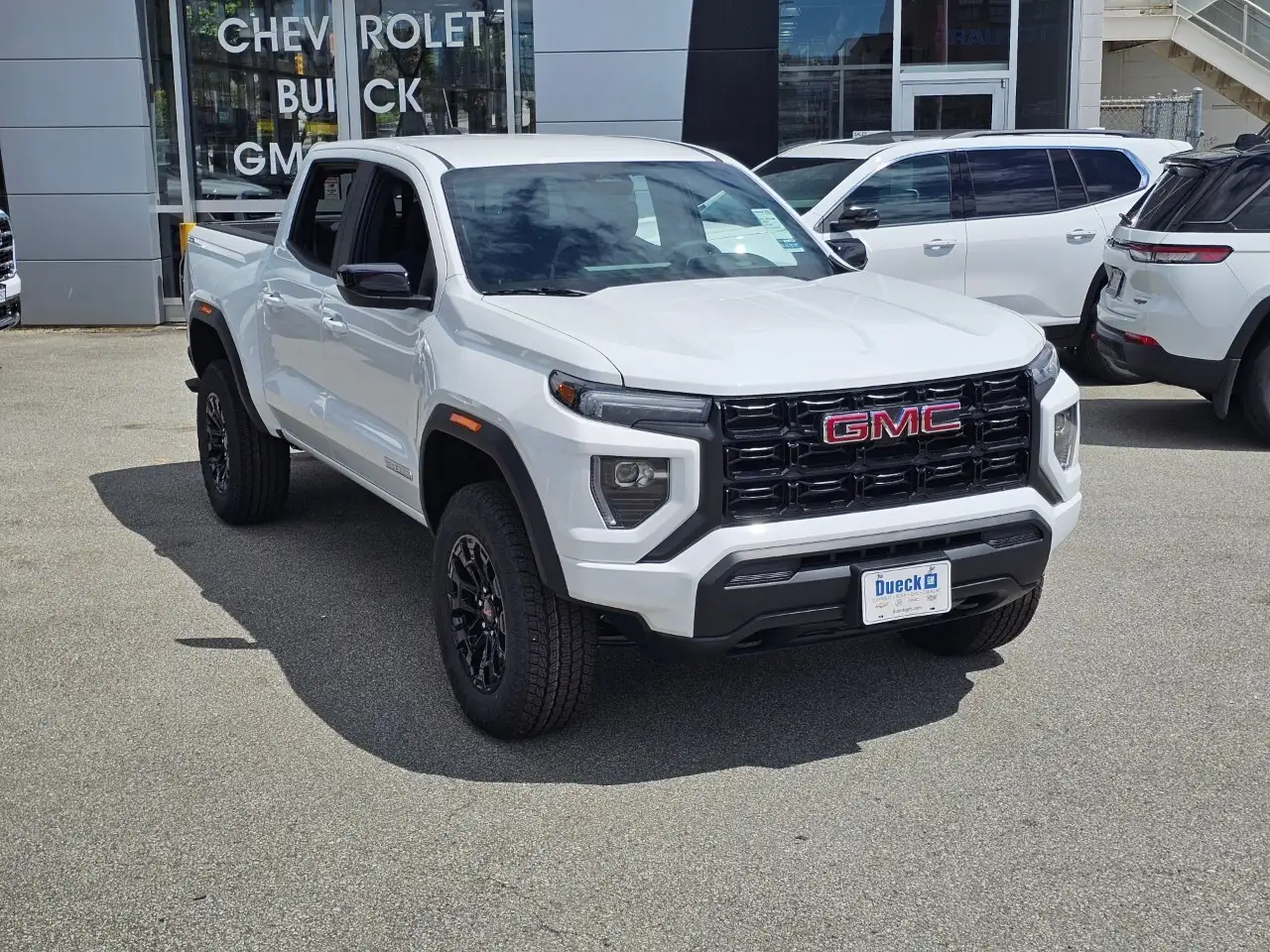 GMC Canyon снимка GMC Canyon