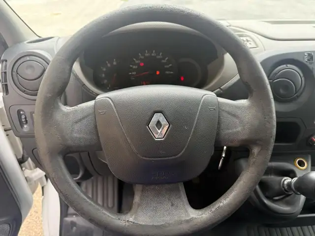 Renault Master view 14