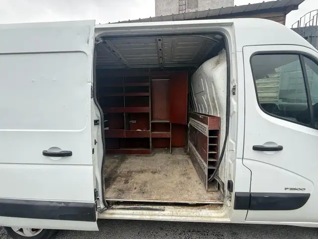 Renault Master view 6