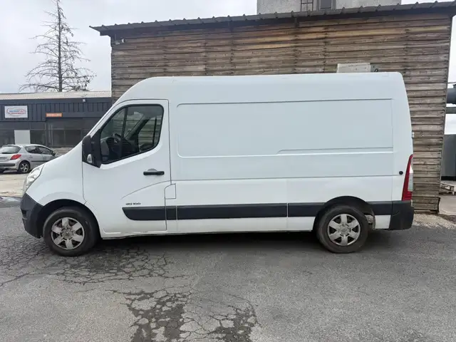 Renault Master view 2