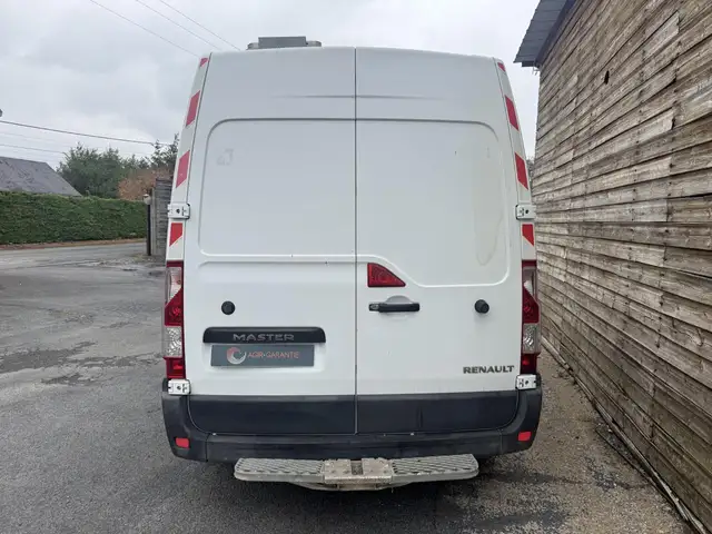 Renault Master view 4