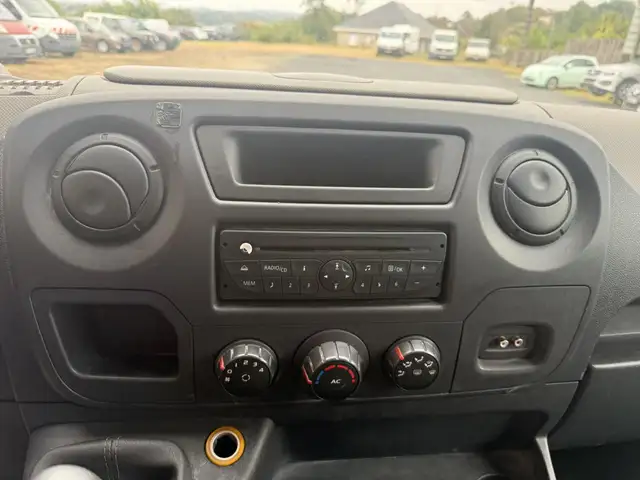 Renault Master view 16