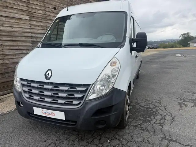 2010 Renault Master in White for sale