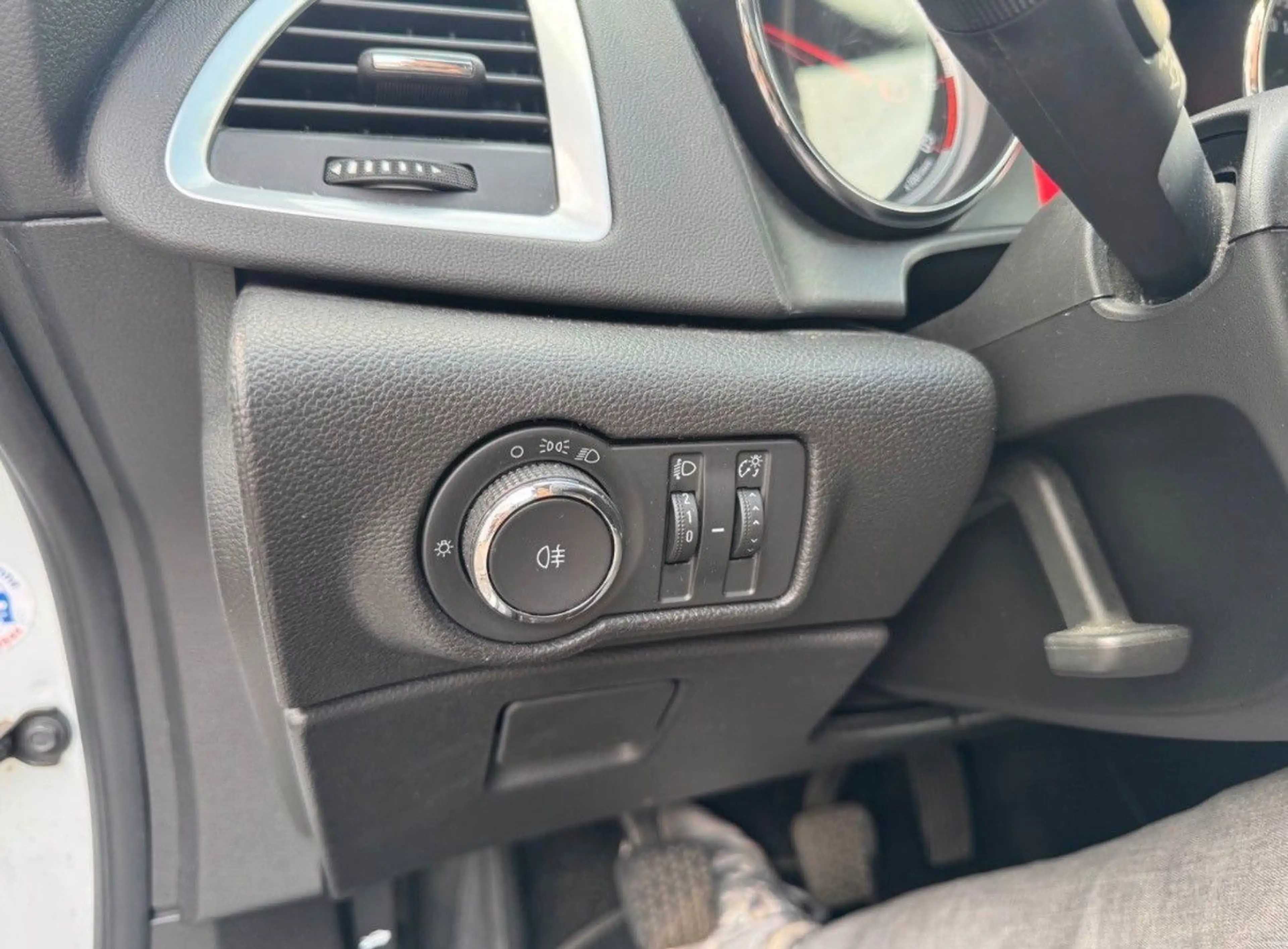 Opel Astra 1.6 GTC 2.HAND/SHZ/PDC/CLIMA/4SEASON/TEMP — photo 9