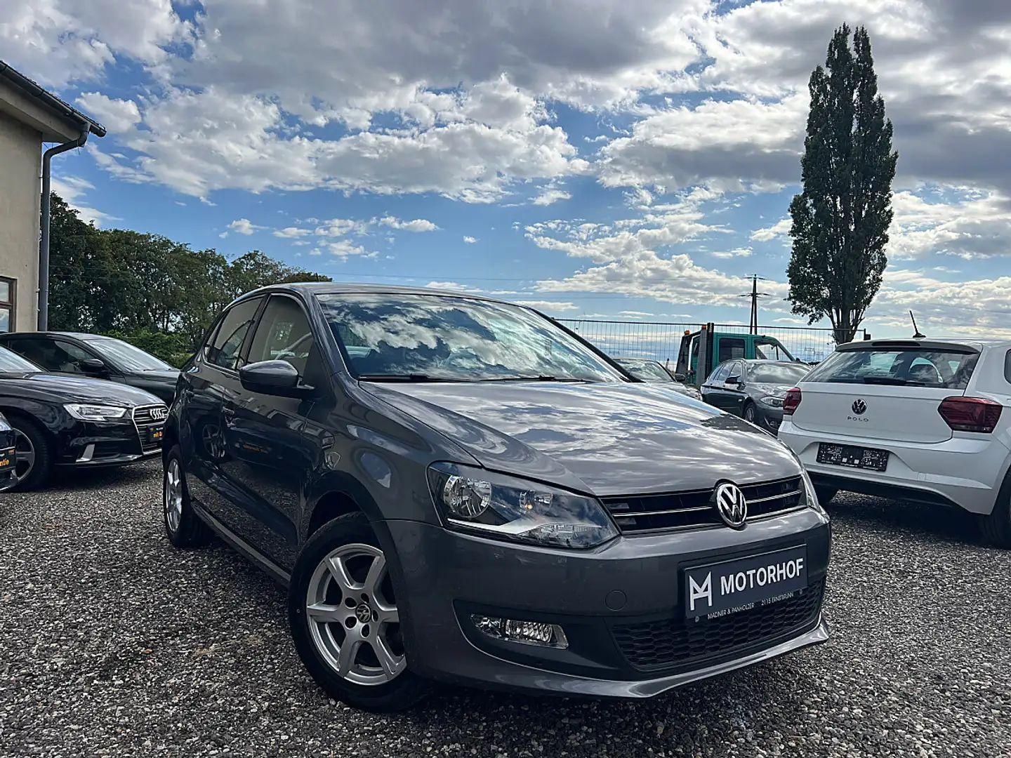 Volkswagen Polo 4FRIENDS 1,2 Grau - 1