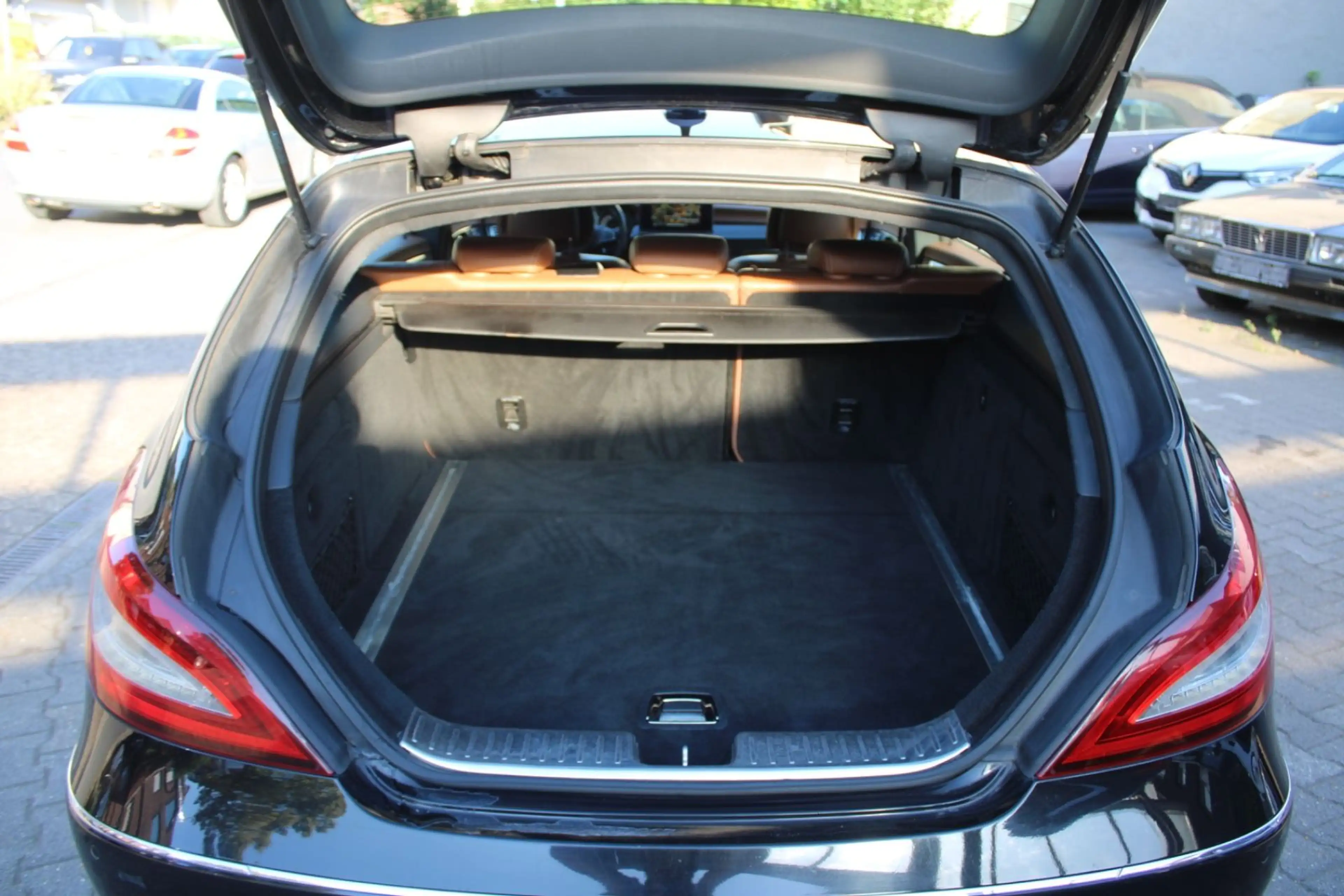 Mercedes-Benz CLS CLS 350 D/Shooting Brake/ESSD*LEDRR*NAVI*LED*TOP — photo 12